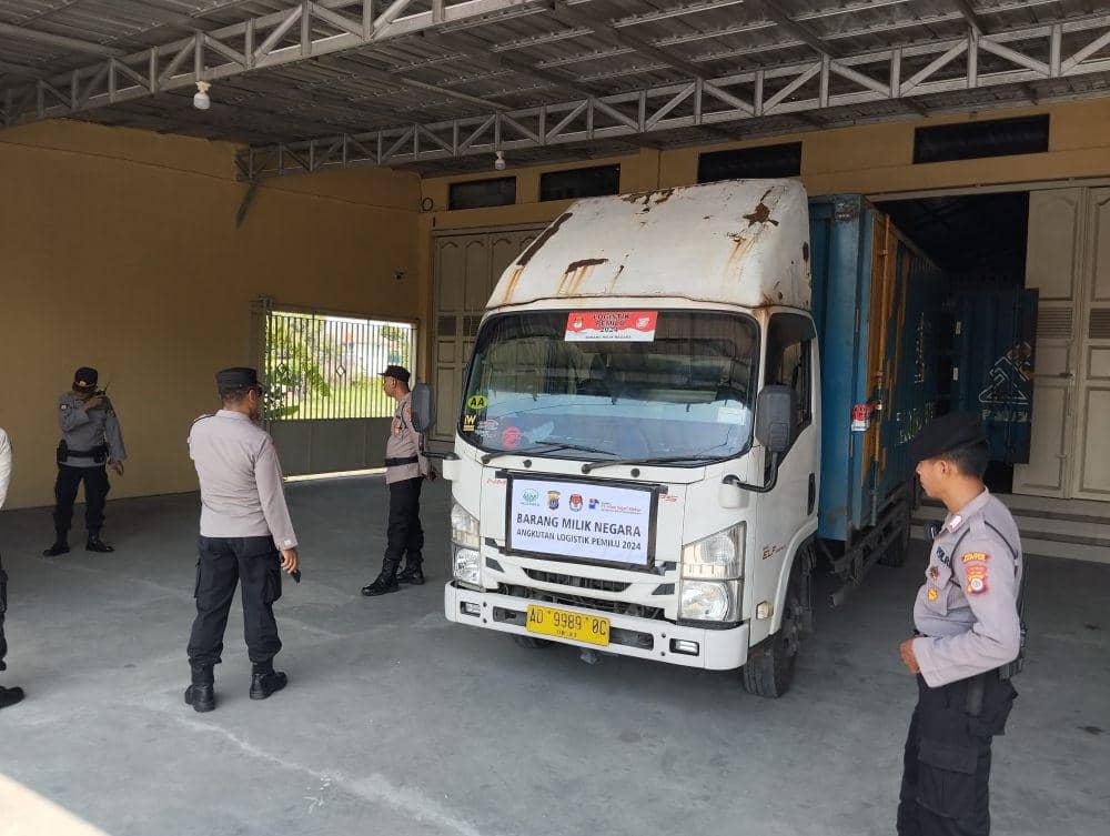 Distribusi surat suara pilpres ke gudang KPU Bantul.(Dok.Polres Bantul)