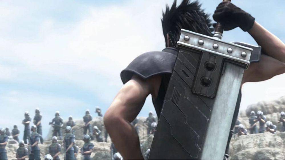 Zack bersiap menggunakan pedangnya untuk melawan ratusan infantri Shinra. (dok. Square Enix/Crisis Core Final Fantasy VII Reunion)
