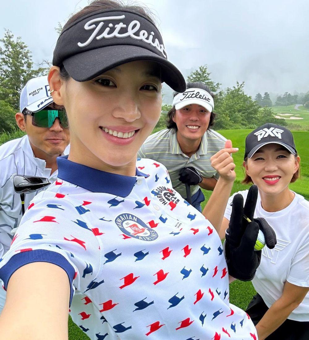 potret Claudia Kim (instagram.com/claudiashkim)