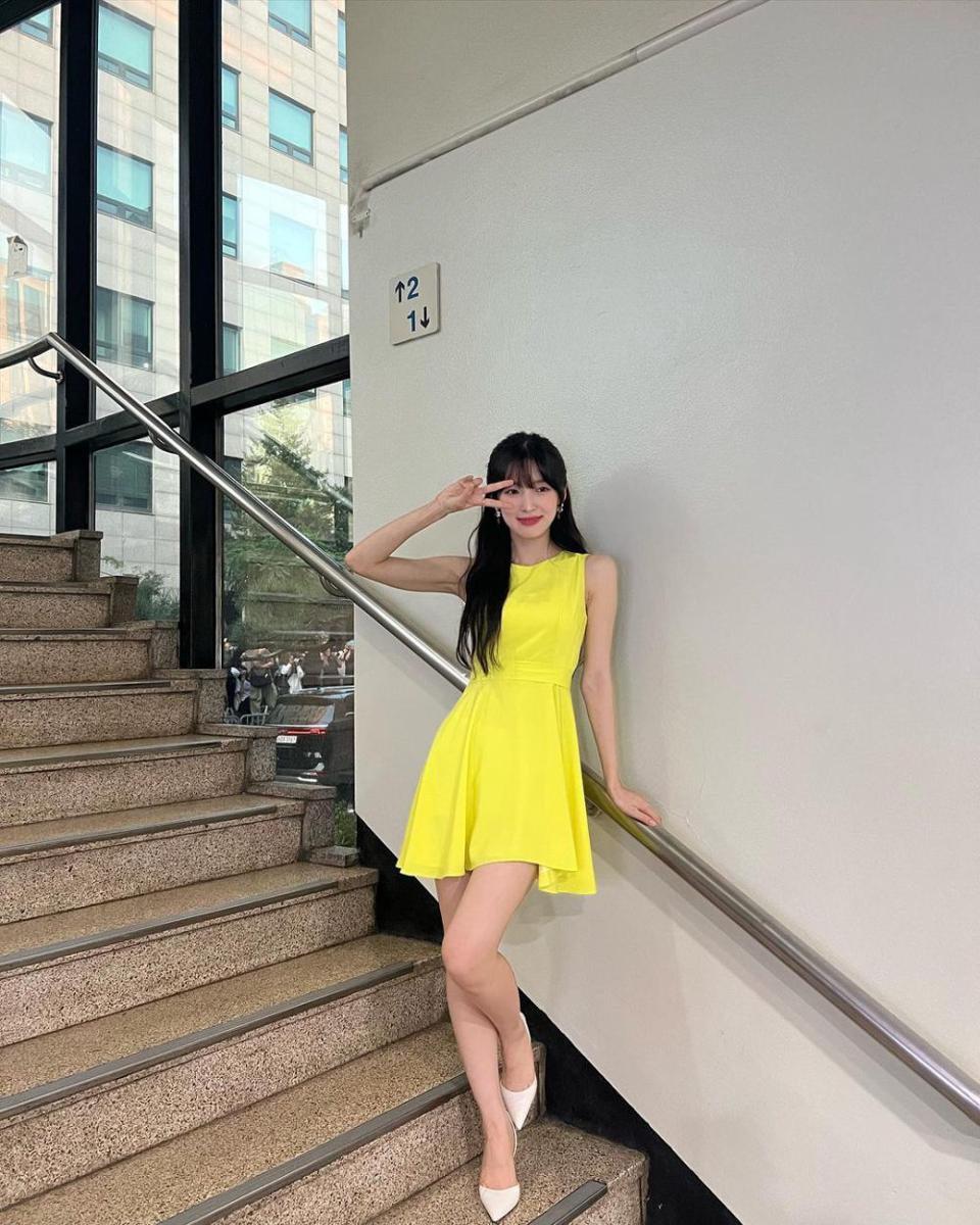 Arin Oh My Girl (instagram.com/ye._.vely618)