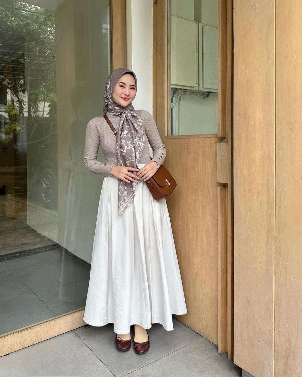 Intan Ghazella (instagram.com/intanghazll_)