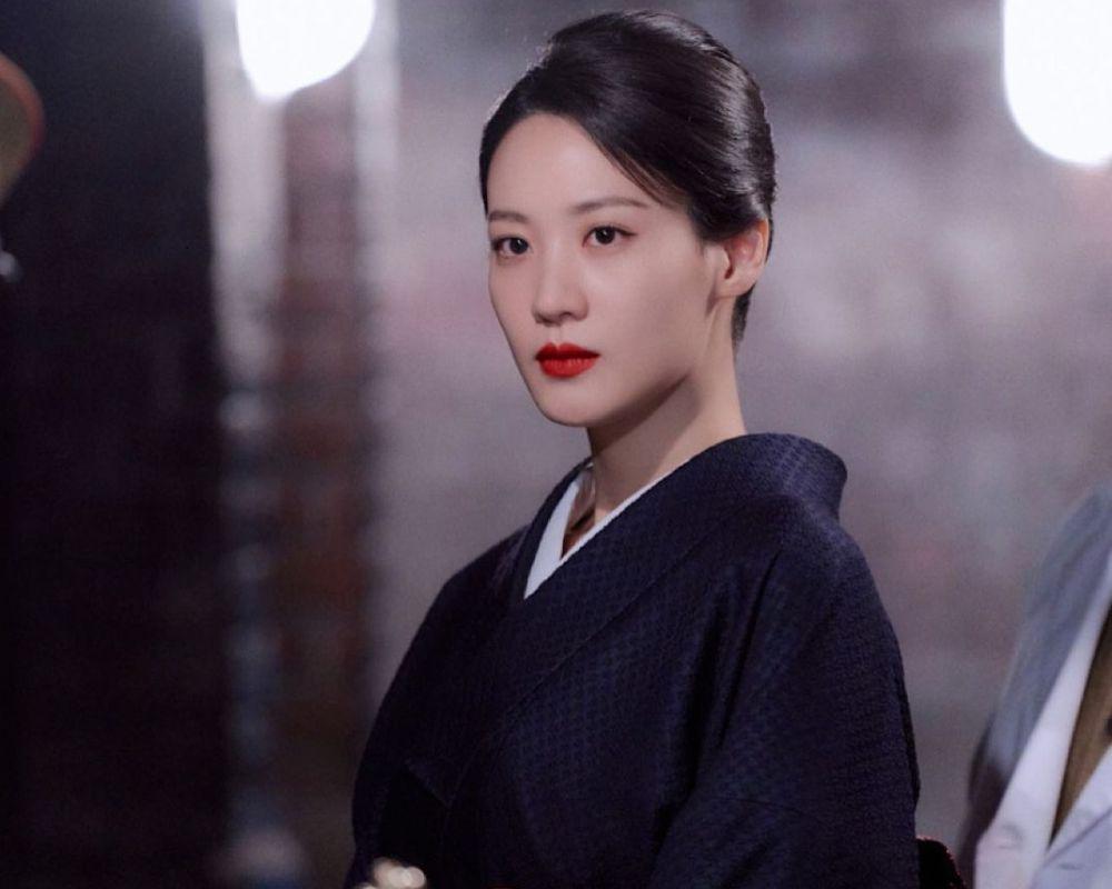 potret Claudia Kim di Gyeongseong Creature (instagram.com/claudiashkim)