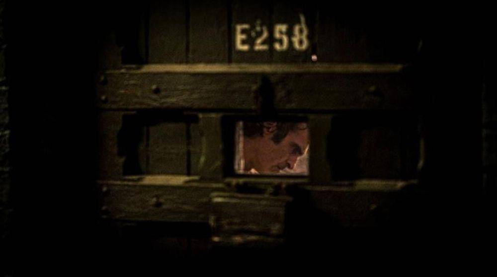 Foto Baru Joker 2 Diperlihatkan Todd Phillips Sang Sutradara!
