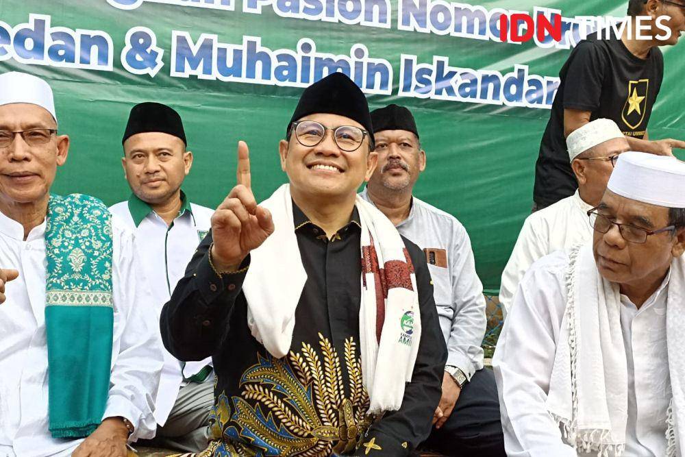 Cawapres nomor urut 1, Muhaimin Iskandar saat bertemu relawan di Banten. (IDN Times/Amir Faisol).