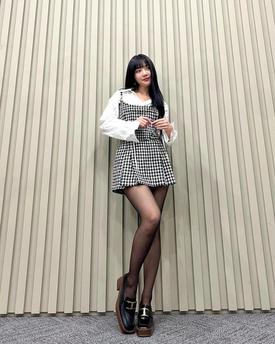 mix and match dress ala Joy Red Velvet (instagram.com/_imyour_joy)