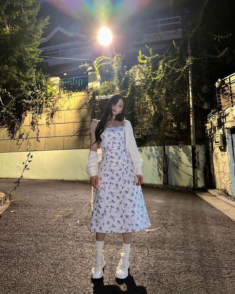 mix and match dress ala Joy Red Velvet (instagram.com/_imyour_joy)