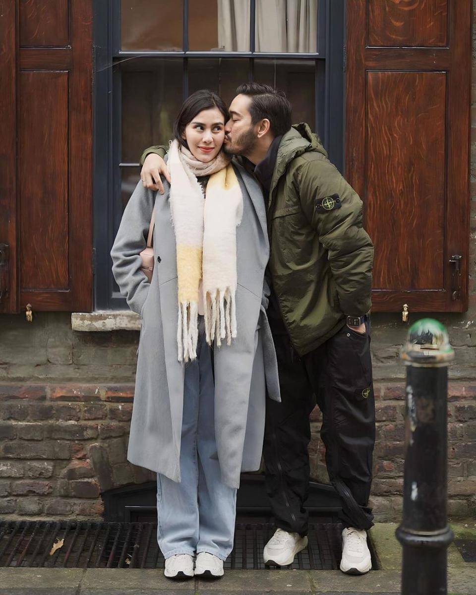 potret Syahnaz Sadiqah dan Ritchie Ismail (instagram.com/syahnazs)