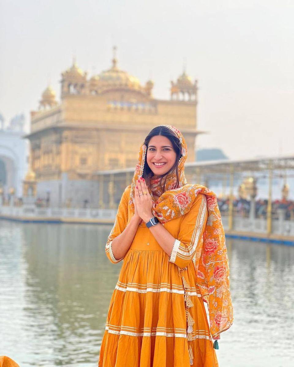 Aahana Kumra (instagram.com/aahanakumra)