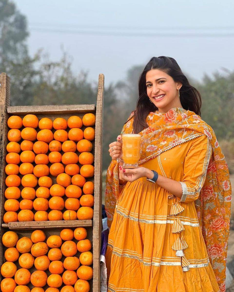 Aahana Kumra (instagram.com/aahanakumra)
