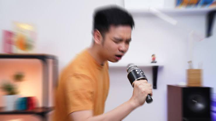 David membuat konten barang aneh (youtube.com/GadgetIn)