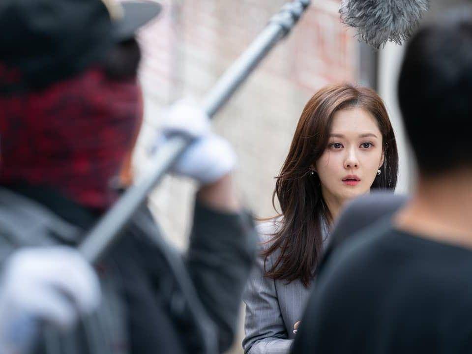 Jang Na Ra saat syuting drama VIP (instagram.com/nara0318)