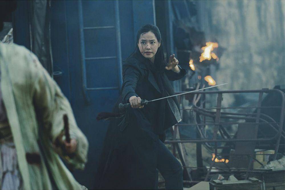 cuplikan Lee Honey di film Alienoid: Return to the Future (instagram.com/cjenmmovie)
