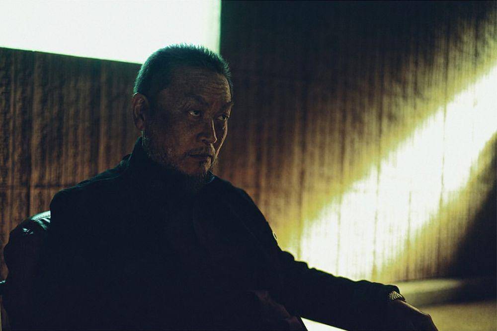 cuplikan Kim Eui Sung di film Alienoid: Return to the Future (instagram.com/cjenmmovie)