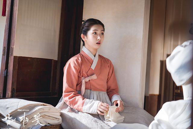 cuplikan drama Knight Flower (dok. MBC/Knight Flower)