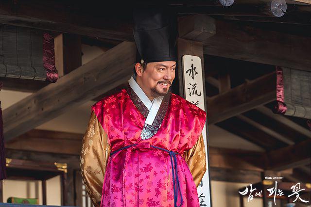cuplikan drama Knight Flower (dok. MBC/Knight Flower)