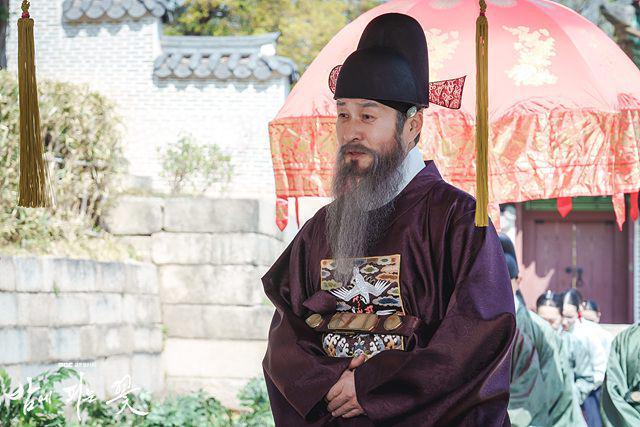 cuplikan drama Knight Flower (dok. MBC/Knight Flower)