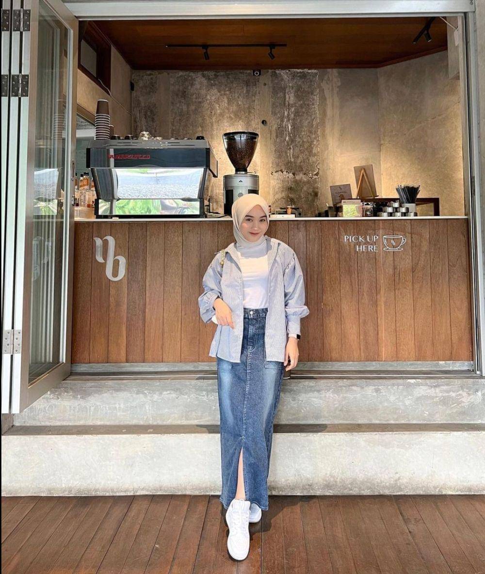 OOTD Zahra Humaira (instagram.com/zhrhumaira)