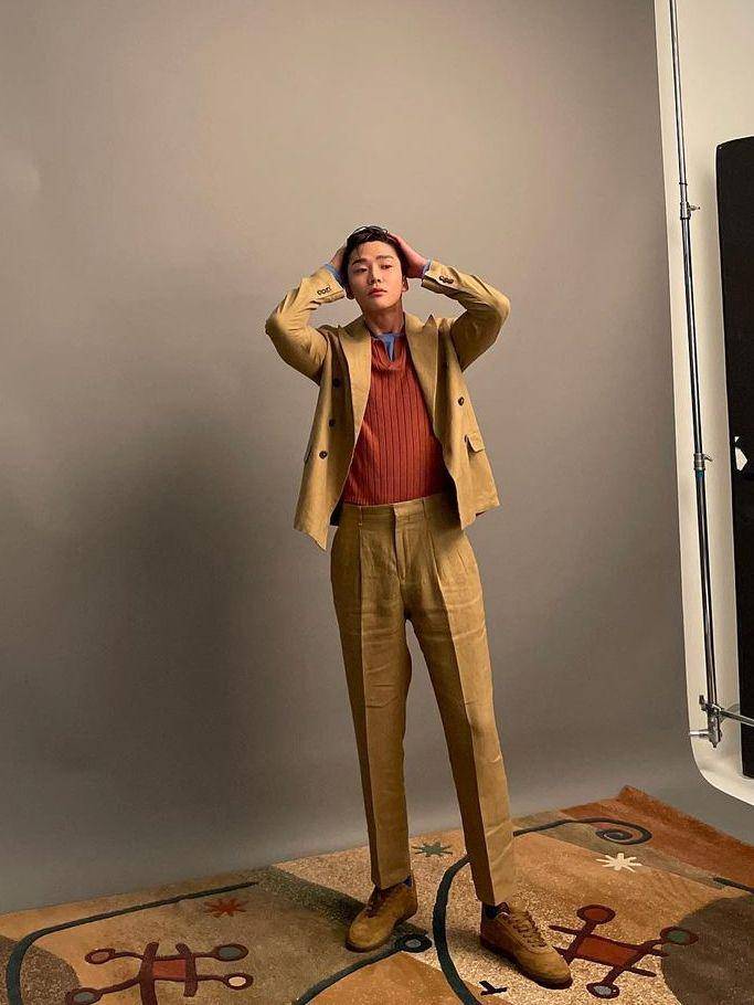 potret Rowoon (instagram.com/ewsbdi)