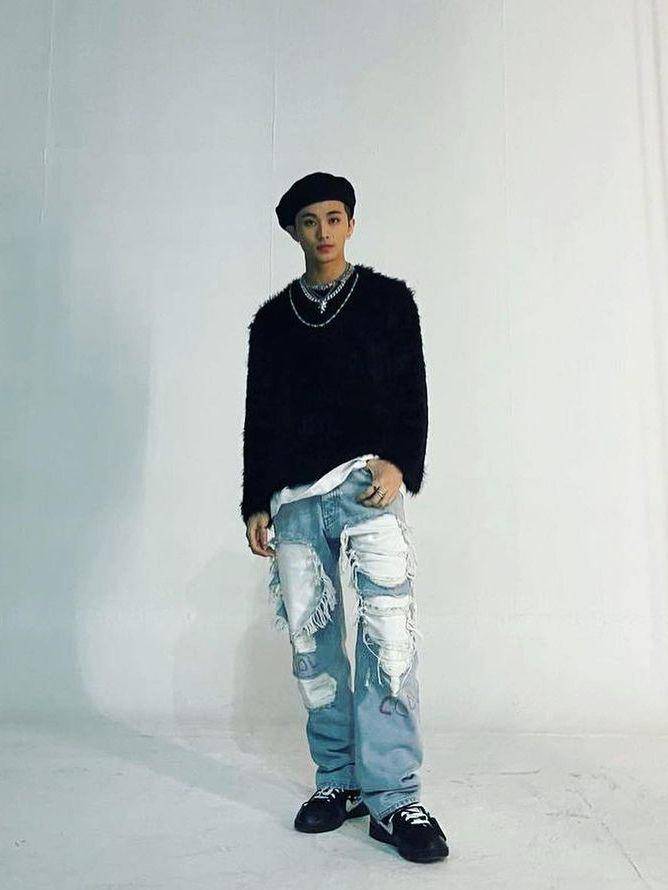potret Mark NCT (instagram.com/onyourm__ark)