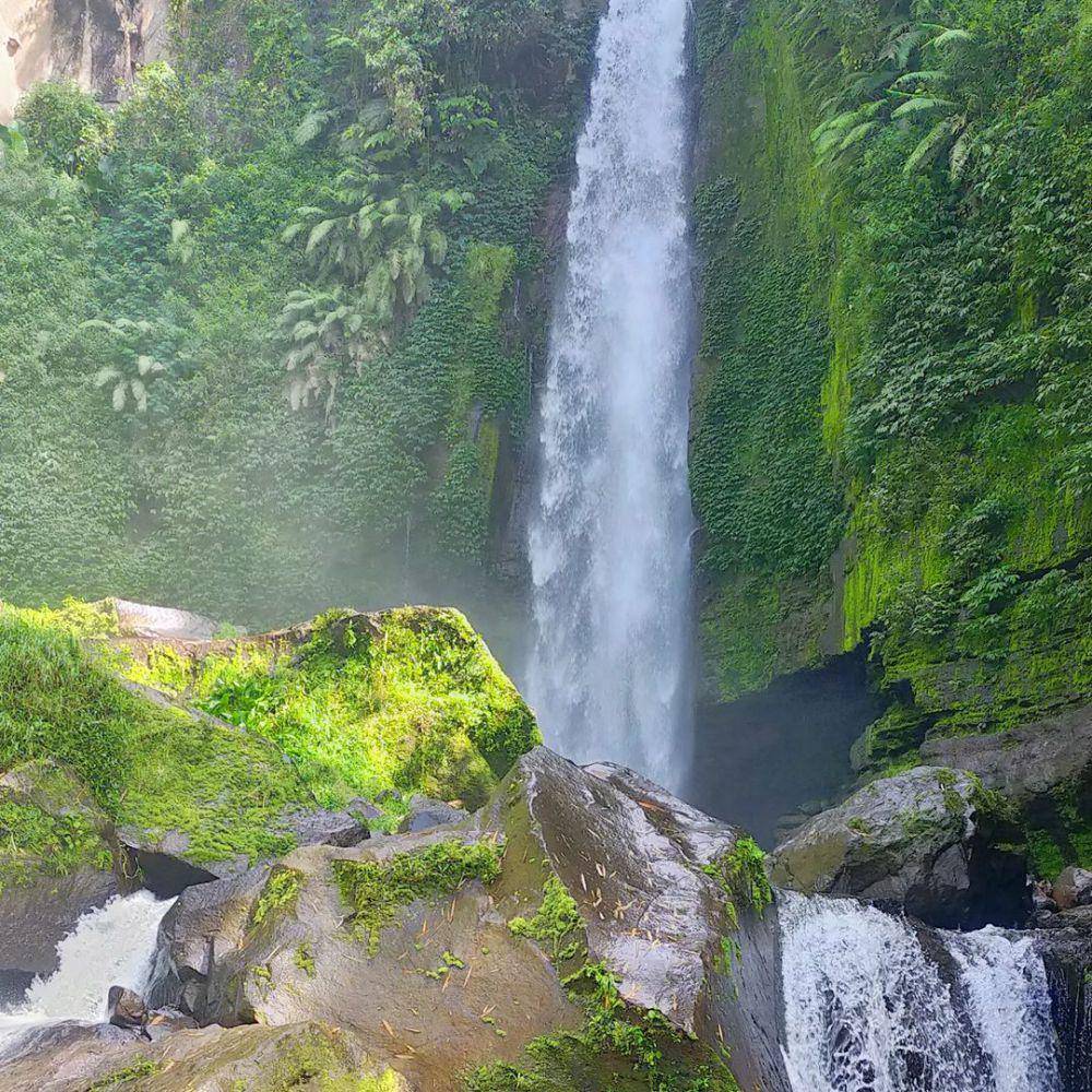 Penampakan Coban Talun di Kota Batu. (Instagram/@coban_talunofficial)