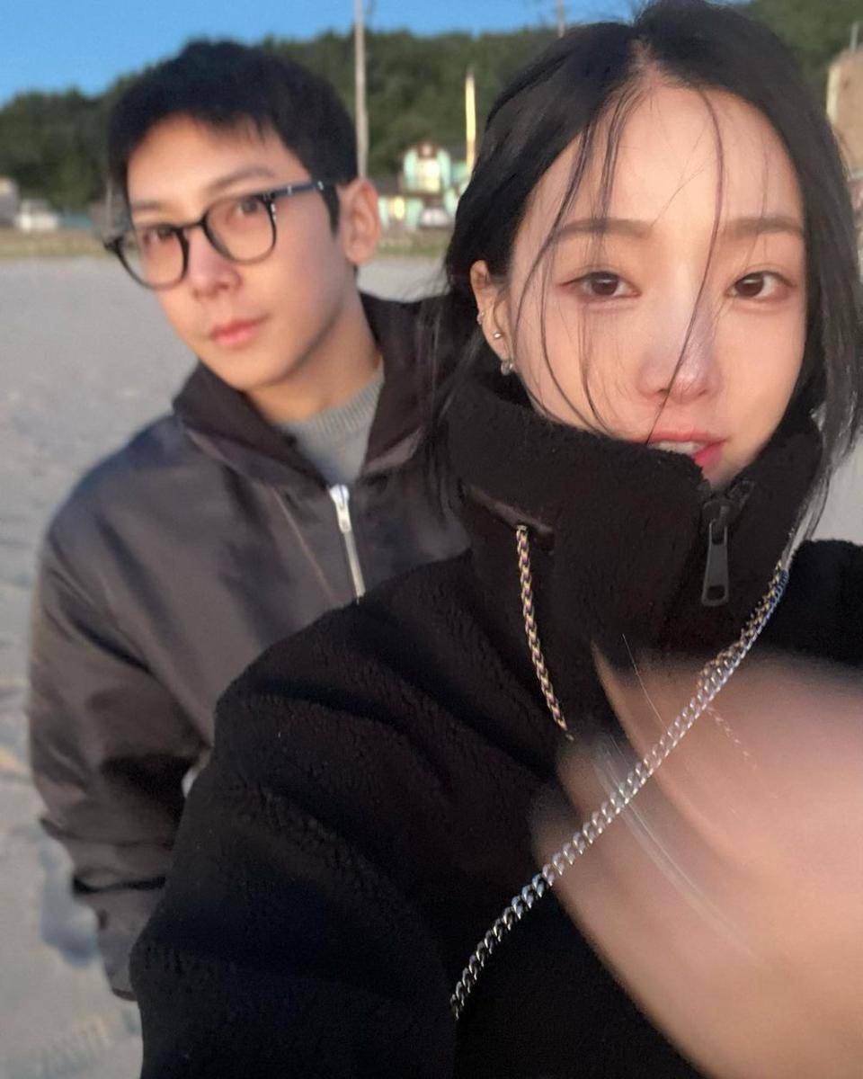 Park Hyun Joon dan Saebom (instagram.com/sae.rxxk)
