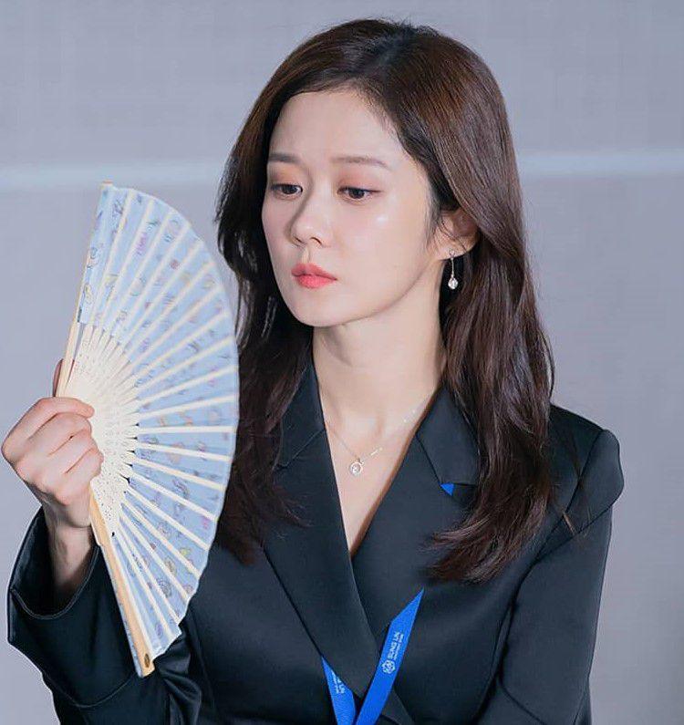 potret Jang Nara (instagram.com/nara0318)