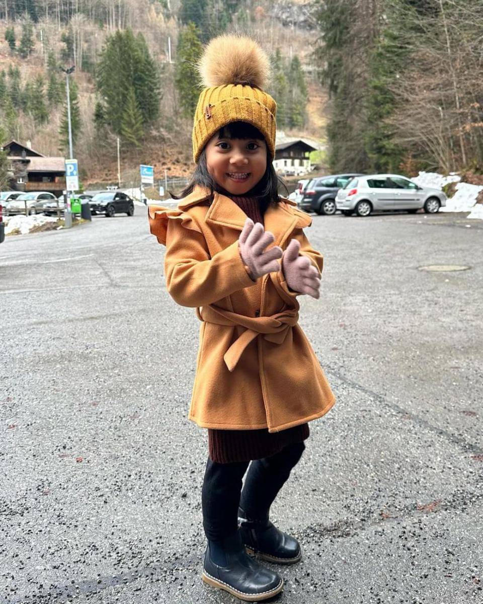 potret Aurorae Chava Al Hakim (instagram.com/rachelvennya)