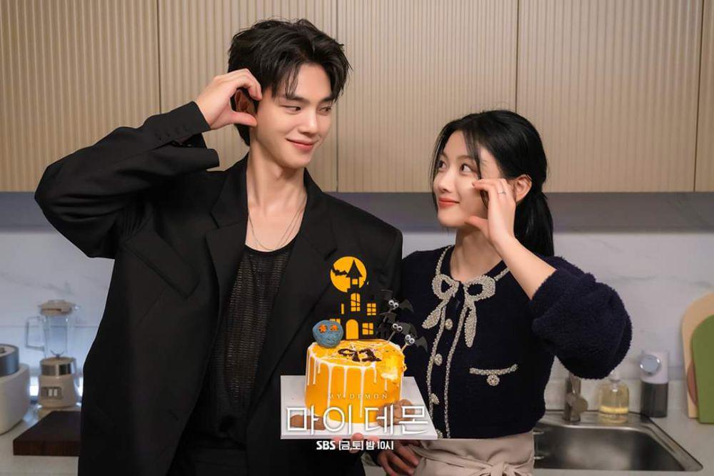 Song Kang dan Kim Yoo Jung di balik layar My Demon (dok. SBS/My Demon)