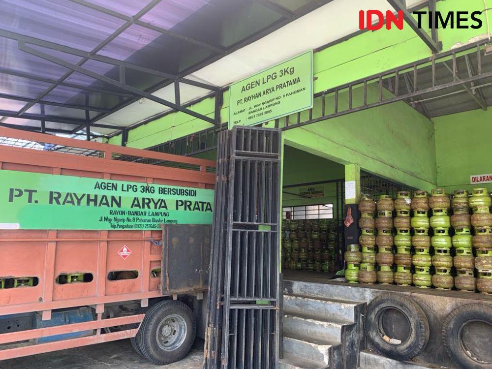 Pangkalan resmi LPG 3 kg di Bandar Lampung. (IDN Times/Rohmah Mustaurida)