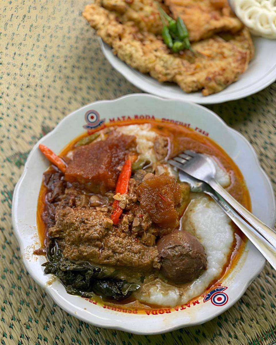 potret bubur gudeg di Gudeg Bu Manto, Sleman-Jogja (instagram.com/kulineryogya)
