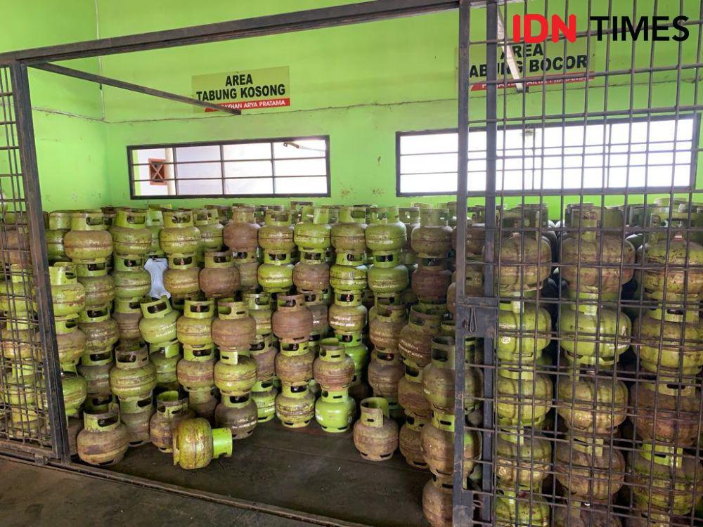 Pangkalan resmi LPG 3 kg di Bandar Lampung. (IDN Times/Rohmah Mustaurida)
