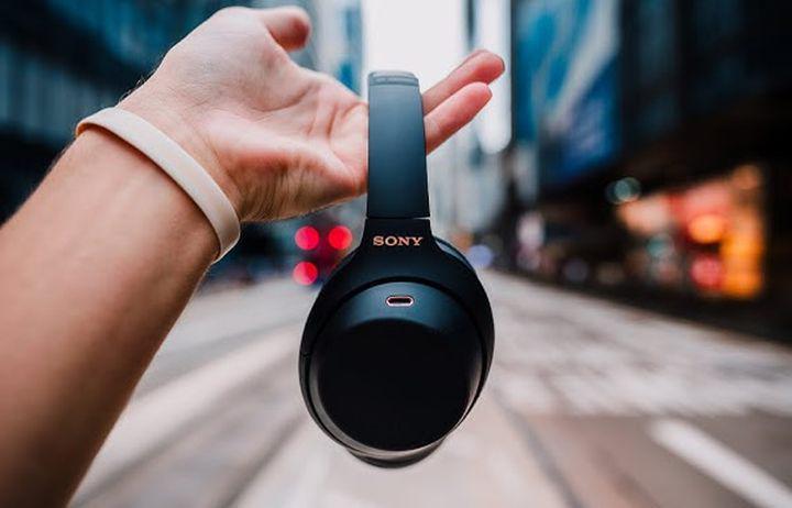Sony WH-1000XM4 (youtube.com/Pro Fit Hearing)