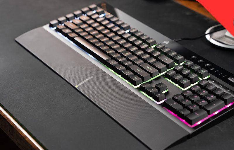 Corsair K55 RGB Pro (youtube.com/9to5Toys)
