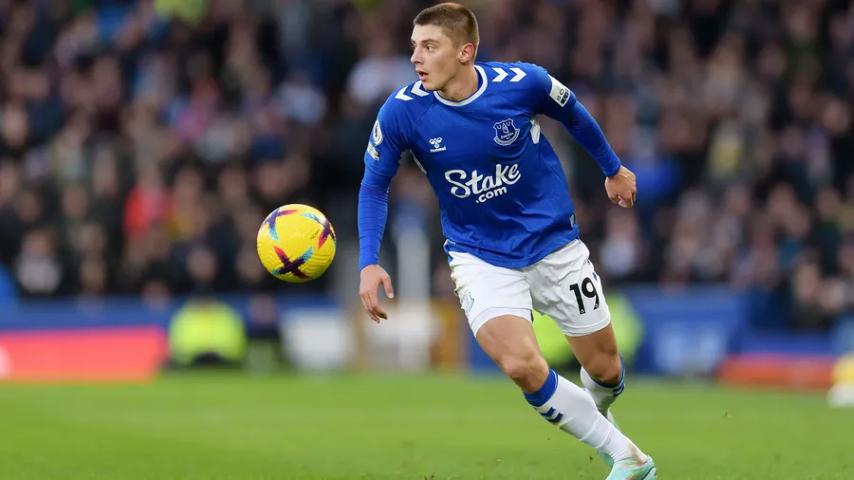 Vitalii Mykolenko (evertonfc.com)