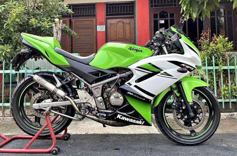 Ninja 150 RR 30th Anniversary (facebook.com/Qiana Lalunna)