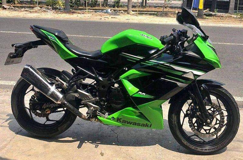 Ninja 250 RR Mono 2015 (facebook.com/Mas Berto)