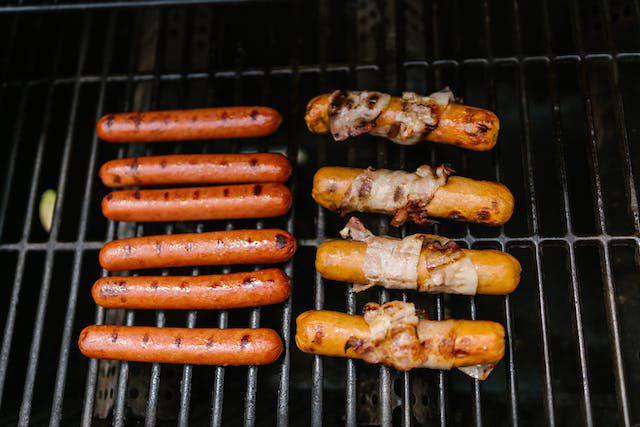 ilustrasi sosis bakar (pexels.com/RDNE Stock project)