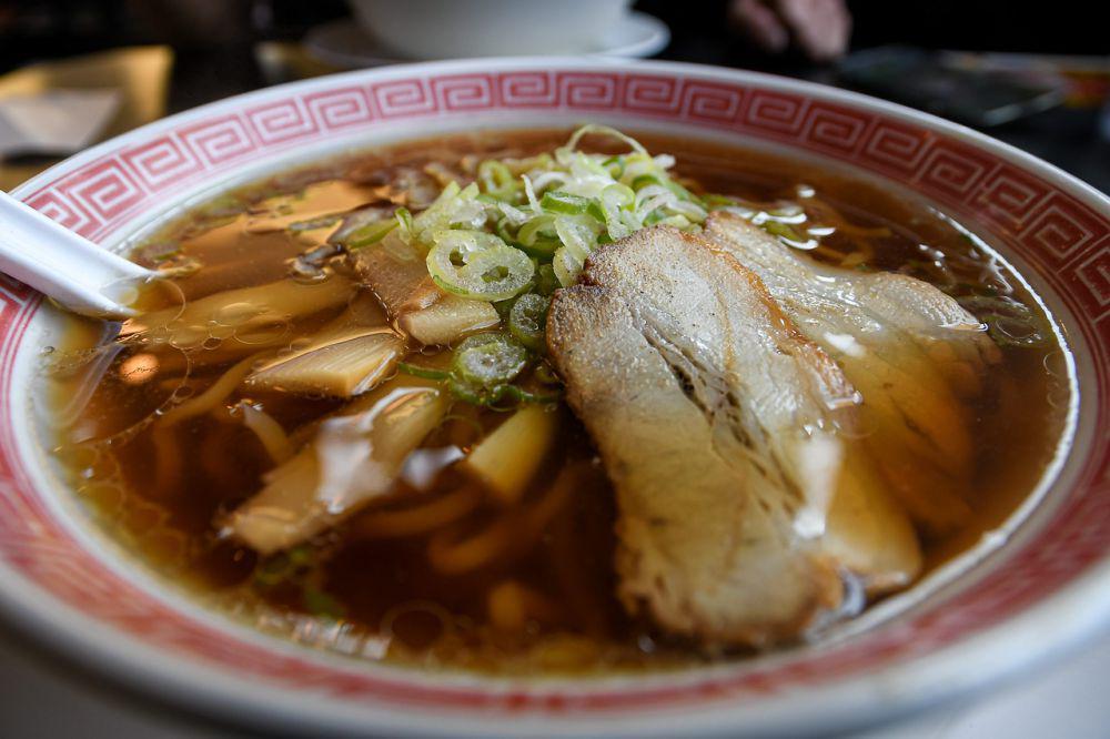 ilustrasi ramen dengan dashi (pixabay.com/Johnny_px)