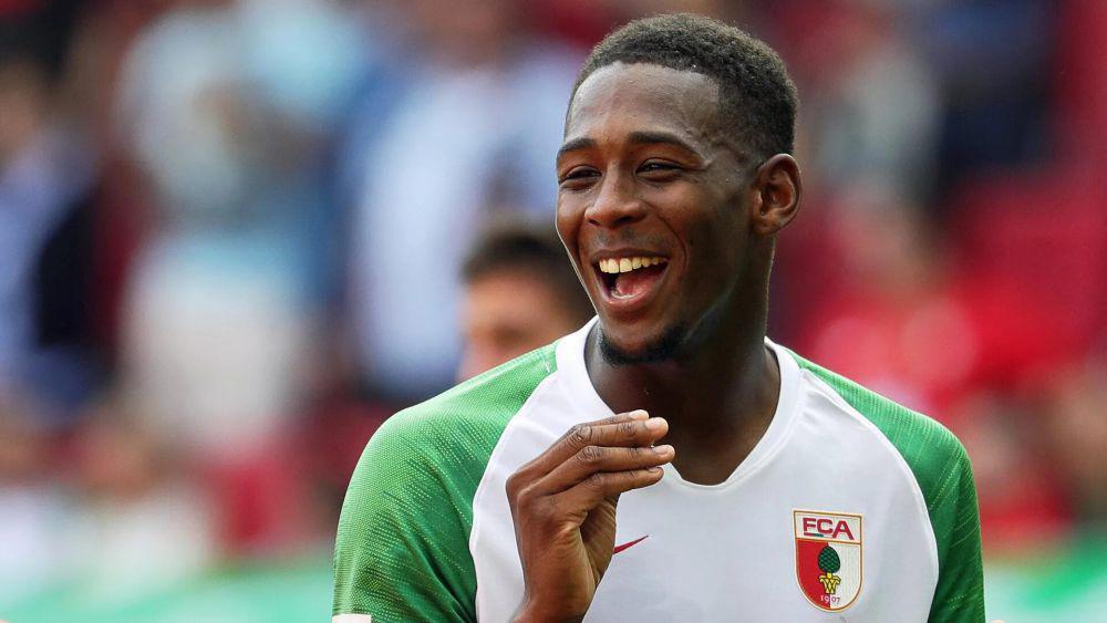 Reece Oxford (bundesliga.com)