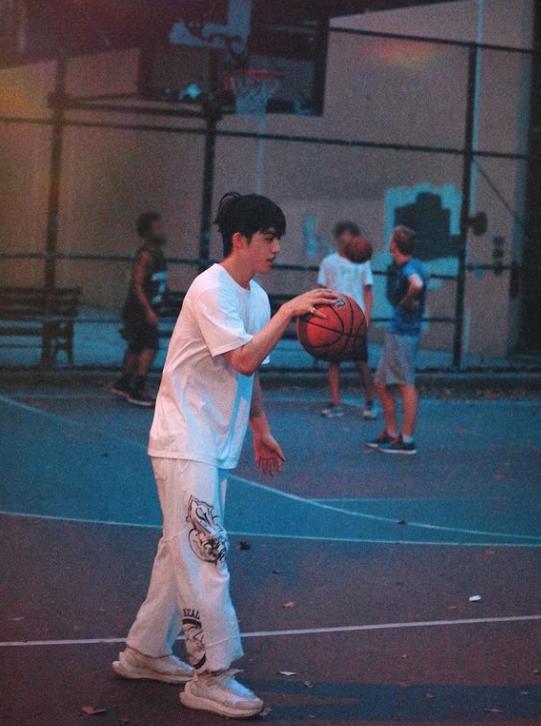 potret S.Coups SEVENTEEN (instagram.com/sound_of_coups)