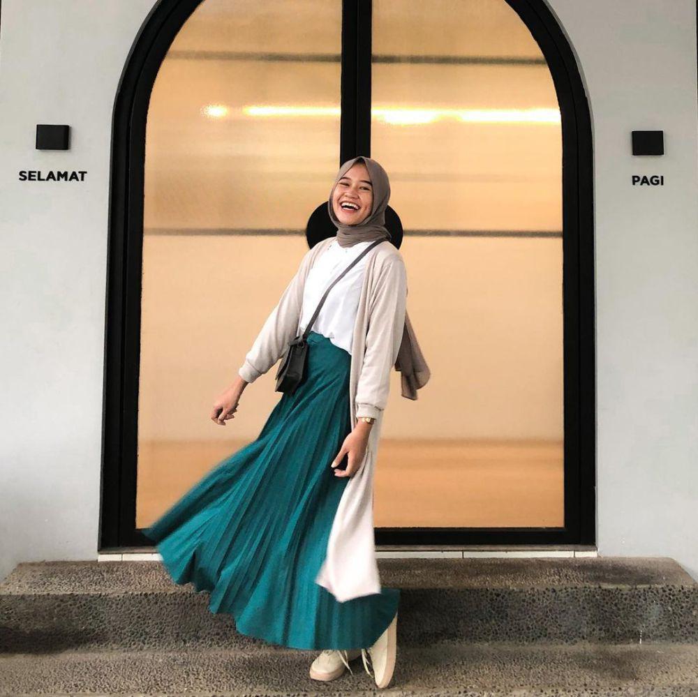 Shella Mutaharoh (instagram.com/shella.mh)