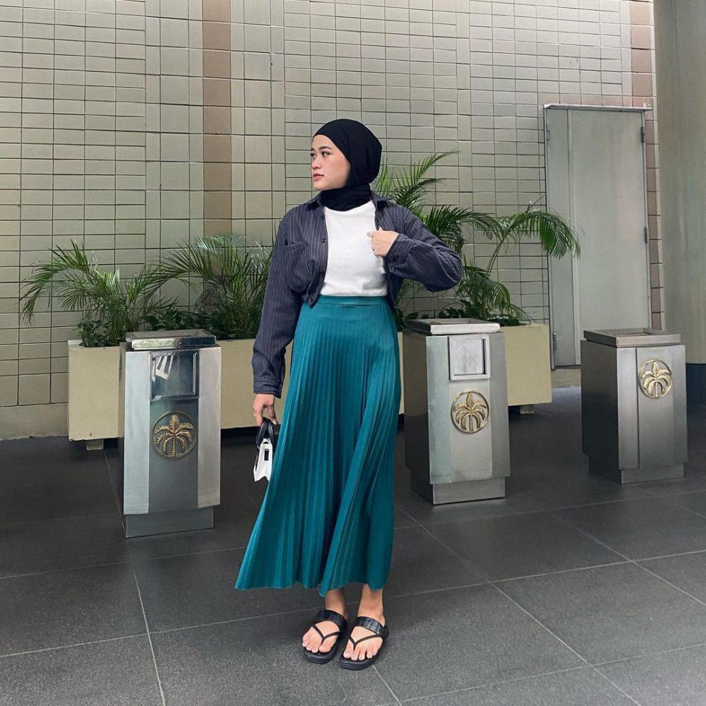 Shella Mutaharoh (instagram.com/shella.mh)