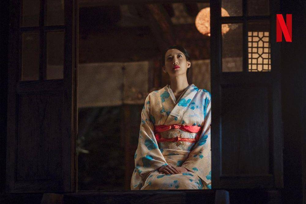 still cut drama Gyeongseong Creature (instagram.com/netflixkr)
