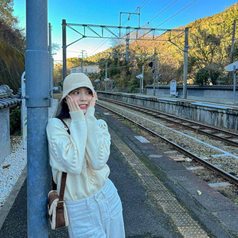 Jan Ployshompoo (instagram.com/janhae)