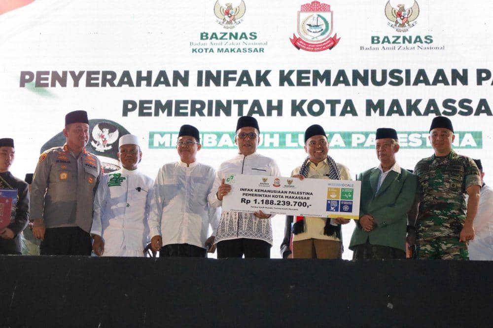 Pemkot Makassar menyalurkan bantuan untuk rakyat Palestina yang dikumpulkan dari masyarakat. (Dok. Istimewa)