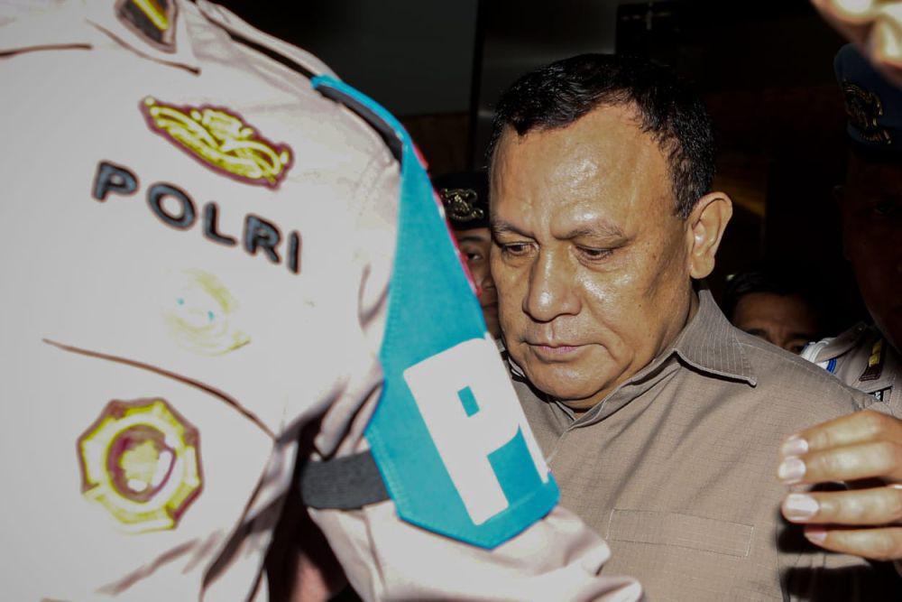 Penyidik: Firli Sepihak Umumkan OTT Kasus Harun, Padahal Belum Selesai