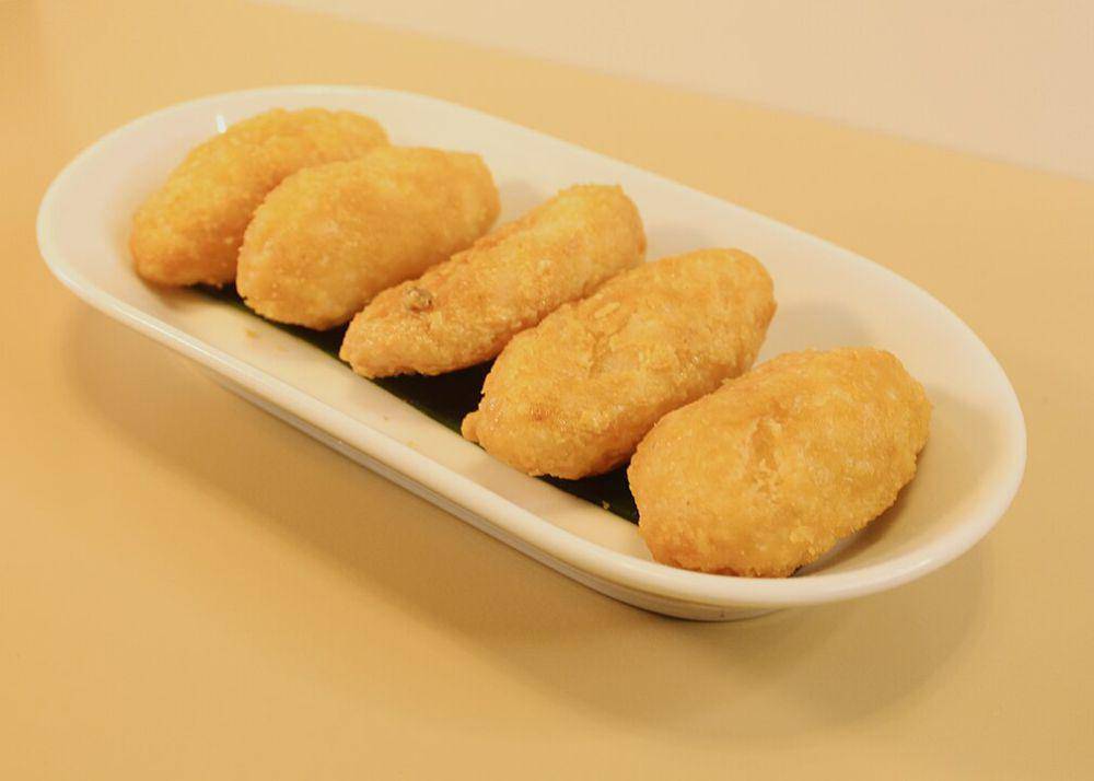 ilustrasi kue taripang (commons.wikimedia.org/Hayati Mayang Arum )