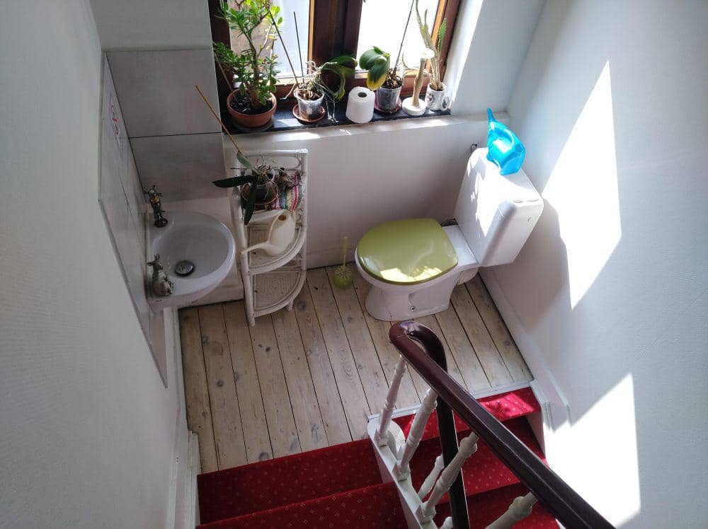 potret penginapan dengan desain interior aneh (reddit.com/user/TheInBredDragon)