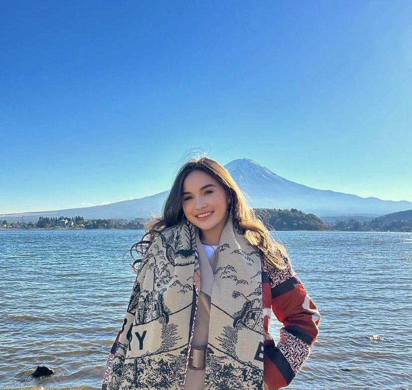 potret liburan Elina Joerg ke Jepang (instagram.com/elinaaaaajoerg)