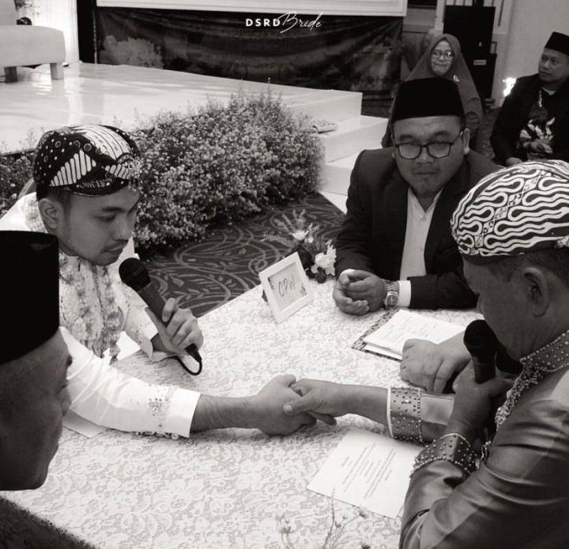 potret pernikahan Fariz Utama dan Ervina Mulya (Instagram.com/farizutama30)